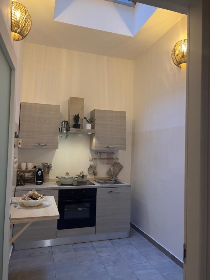 Regina Milano In Porta Romana 3 - Sky Tv, Wifi & Breakfast Box Apartamento Exterior foto